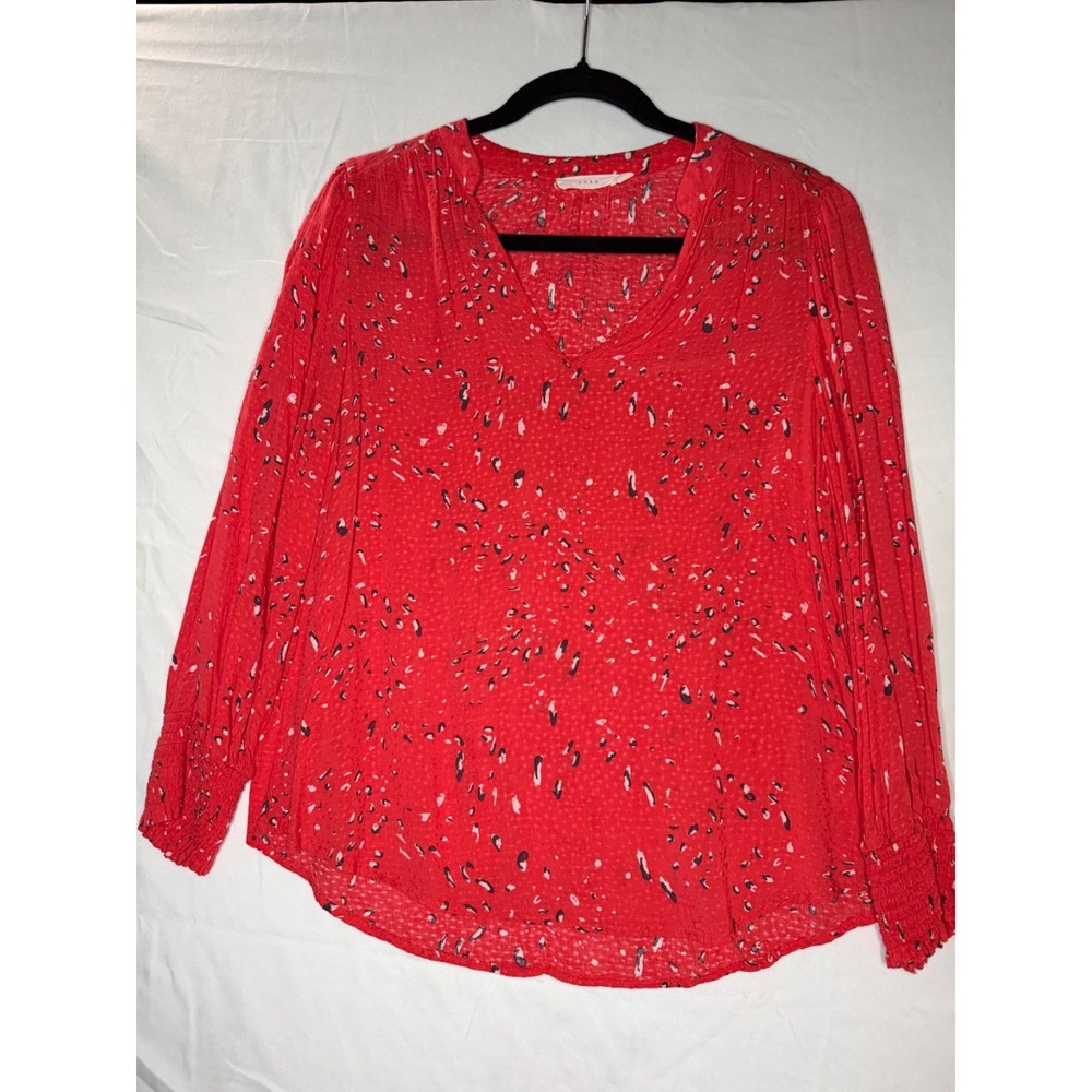 Lush Red Geometric print bluse sz M Long Sleeve‎ easy to wear